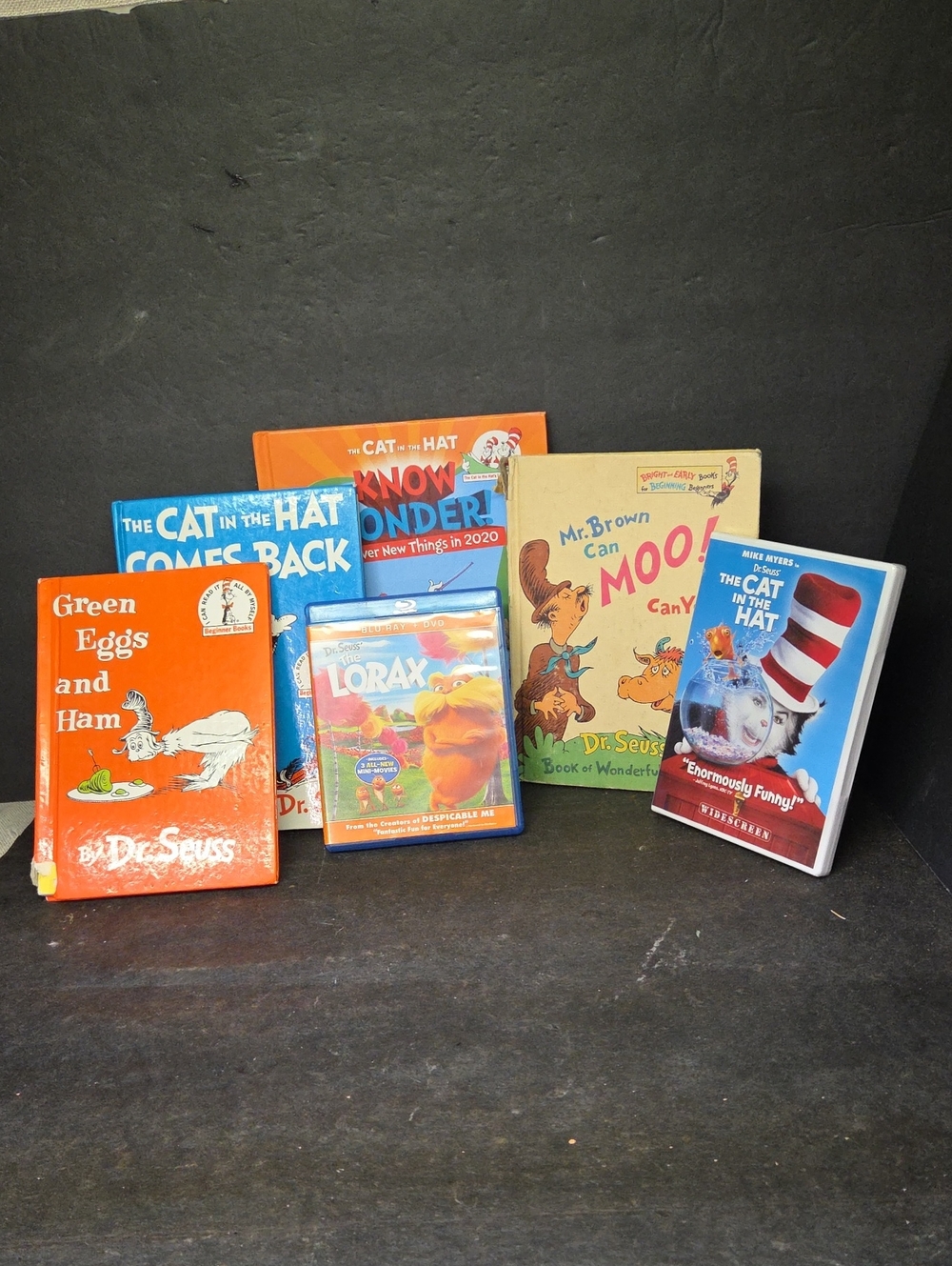 Dr. Seuss Bundle 4 Books Dvd And Blu-Ray